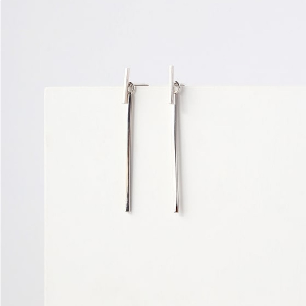 Ferdinantes Sterling Silver Peakaboo Bar Earrings